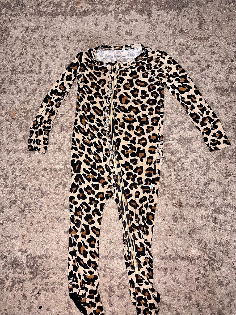 TØSTØTANUT Leopard Footie Pajamas Baby 9-12 Mos